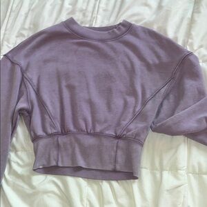 Cinched waist cropped purple sweatshirt